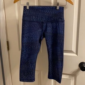 Lululemon crop tights NWOT